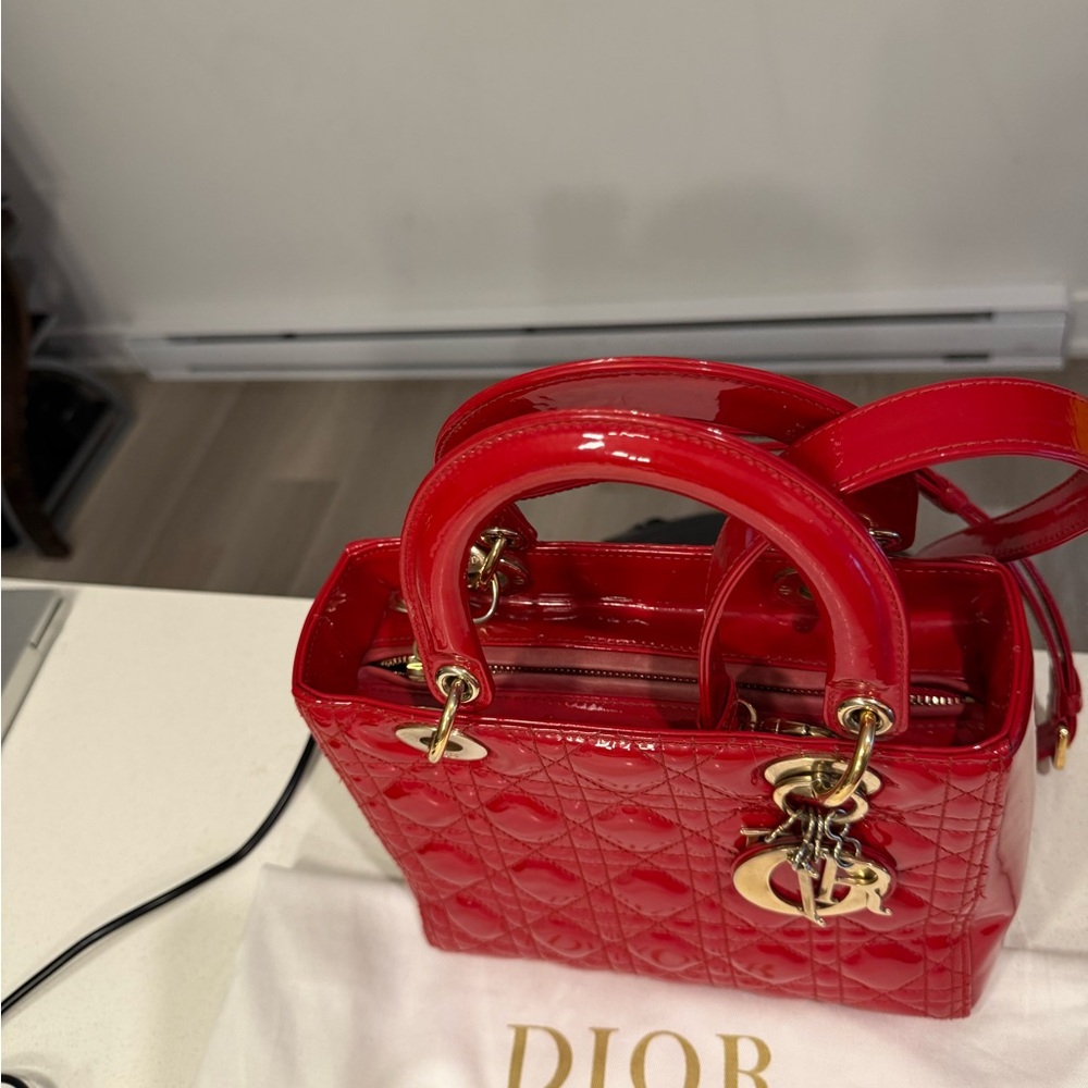 Dior Red Quilted Medium bag - Picture 8 of 11